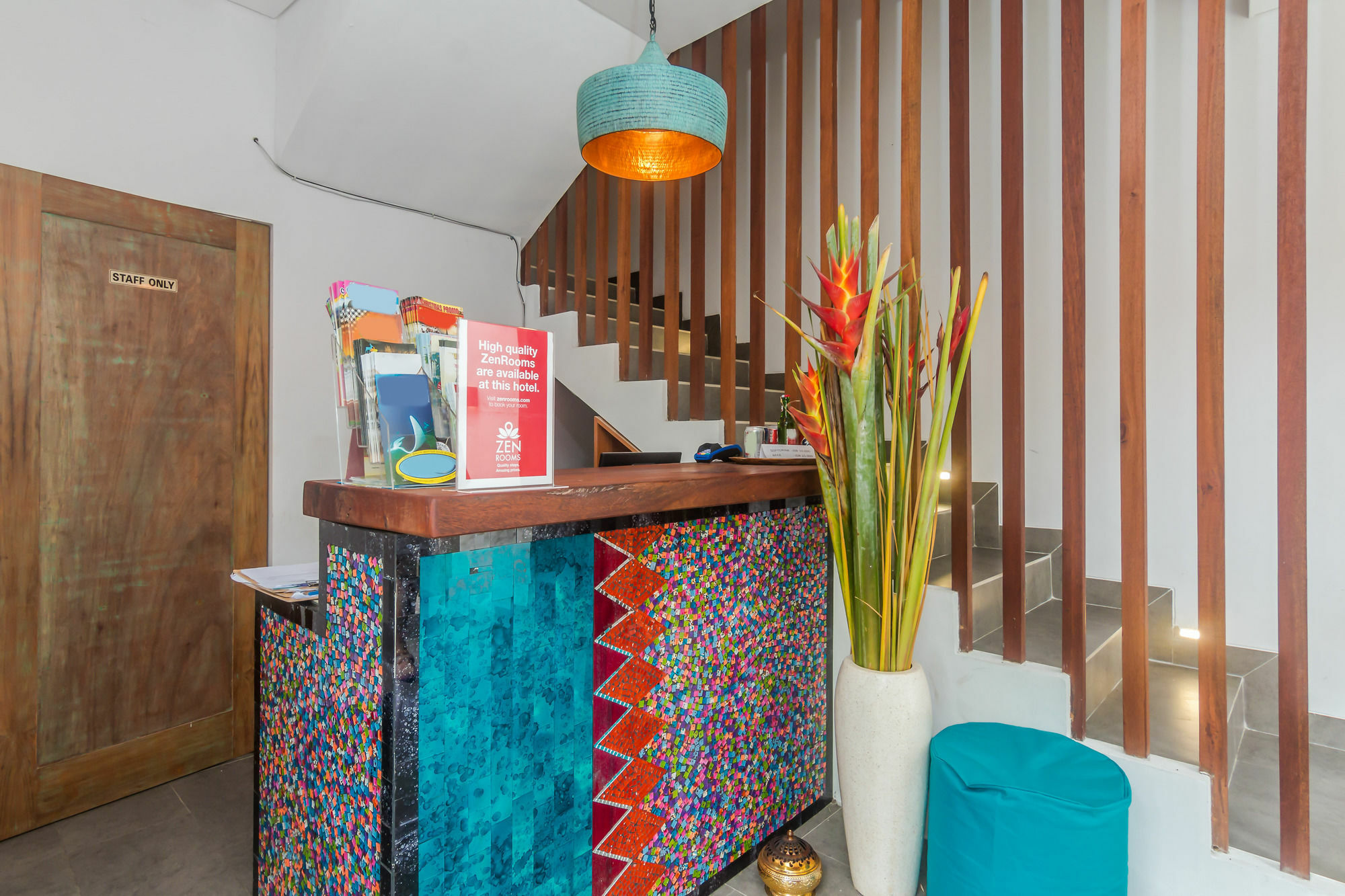 Zen Rooms Seminyak Kayu Jati Exterior foto