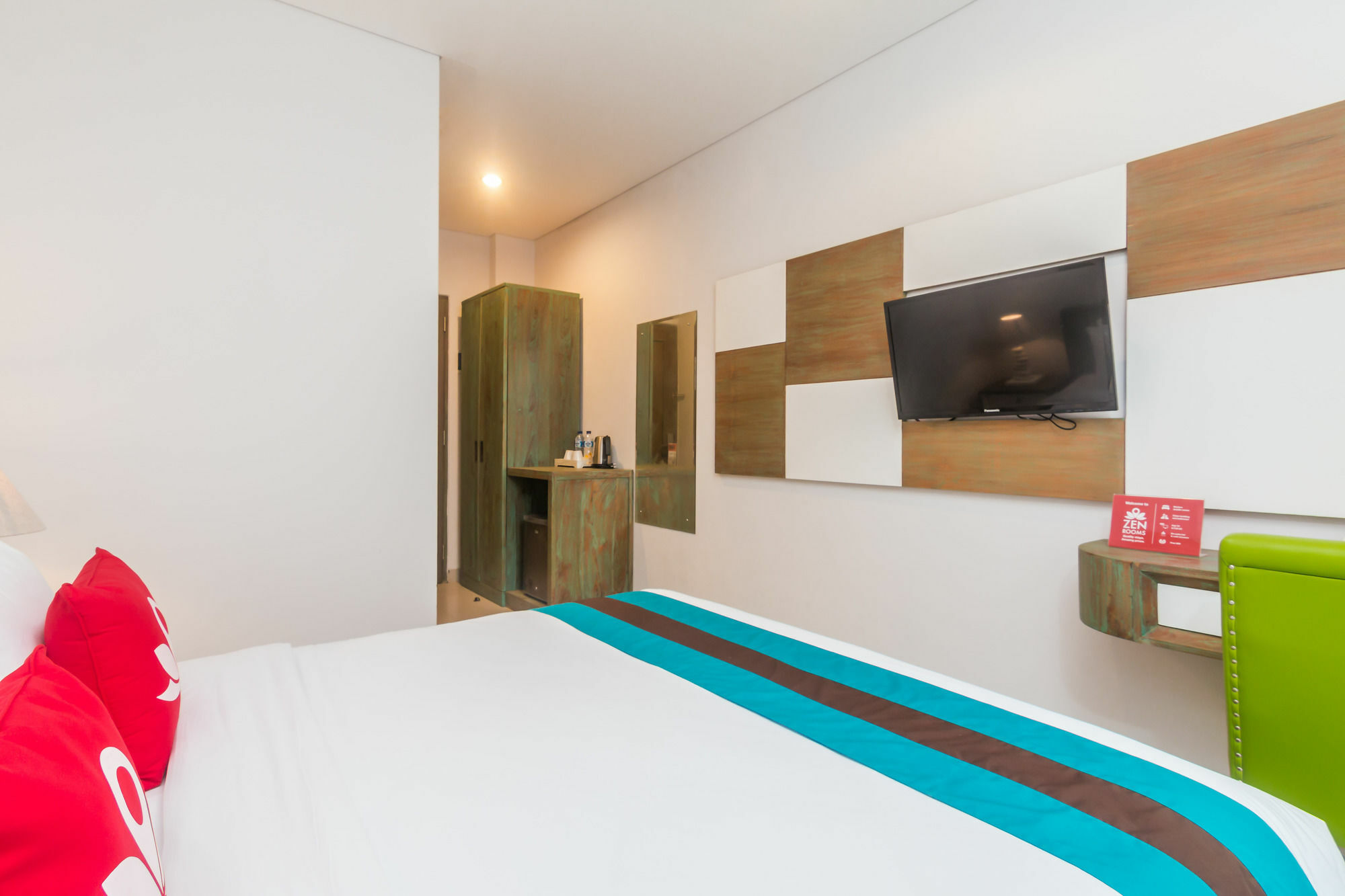 Zen Rooms Seminyak Kayu Jati Exterior foto