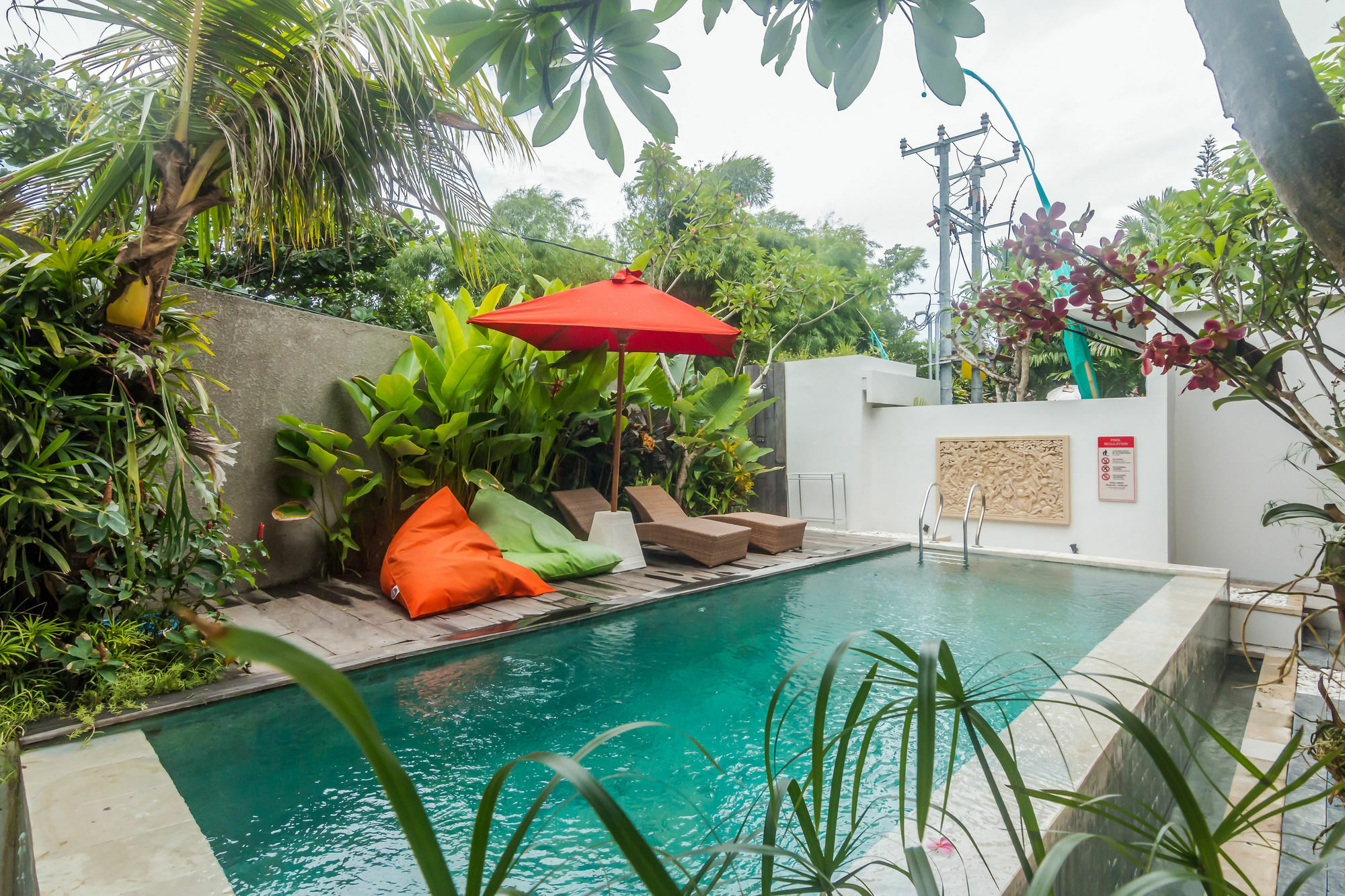 Zen Rooms Seminyak Kayu Jati Exterior foto